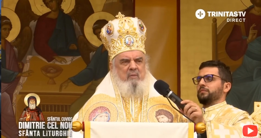 Patriarhul Daniel, răspuns la blasfemiile lui Cristian Tudor Popescu: Nu cinstim oase, cum greșit spun cei nepregătiți, neinformați și rău intenționați, ci sfinți! / Video