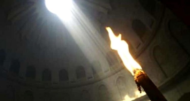 Top fapte pe care trebuie să le știm despre Pogorârea Sfintei Lumini la Mormântul Domnului de la Ierusalim. Dovezi și mărturii - Video