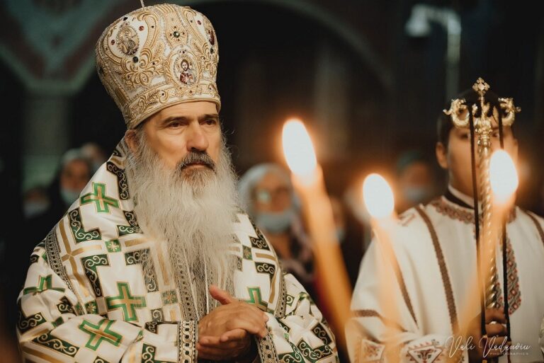 Mărturie de luat aminte despre IPS Teodosie. Răspuns la întrebarea: ''Cu cine l-ați asemăna pe IPS Teodosie?''