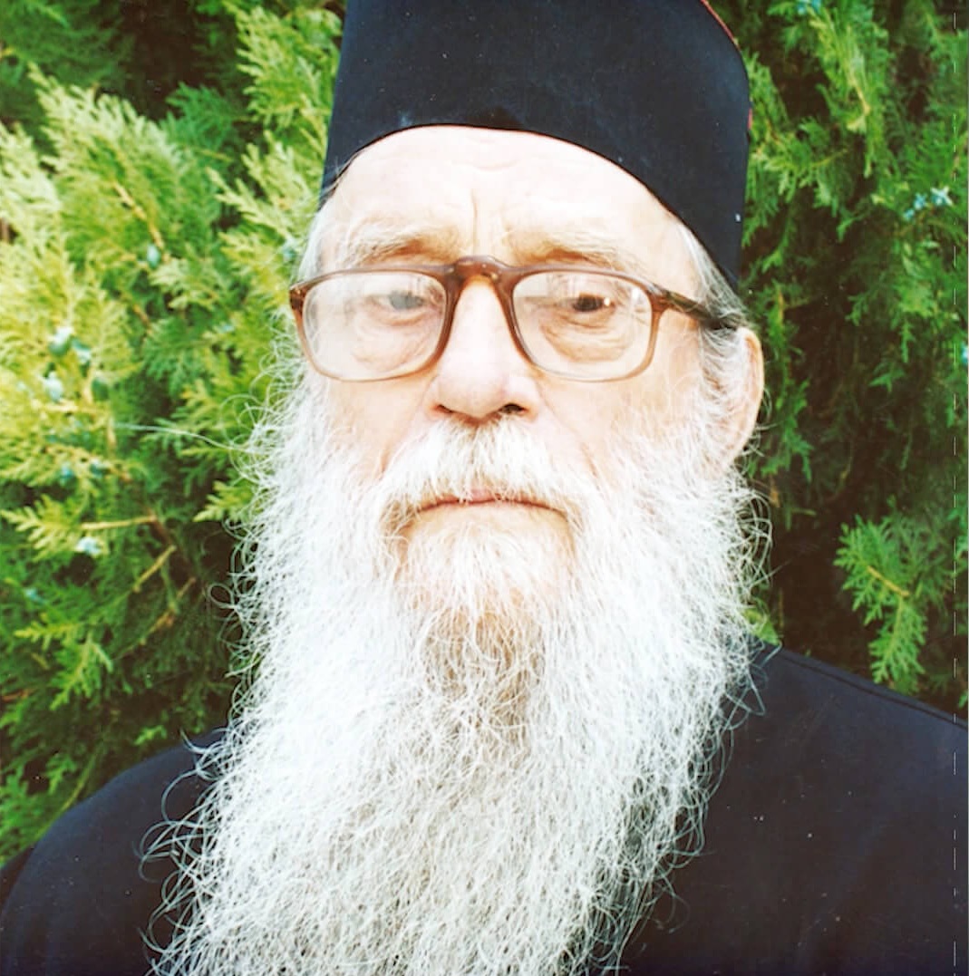 Atenție mare la formă nouă de ateism - New Age: Magia, spiritismul, parapsihologia, paranormalul, satanismul, yoghinismul, bioenergia.
