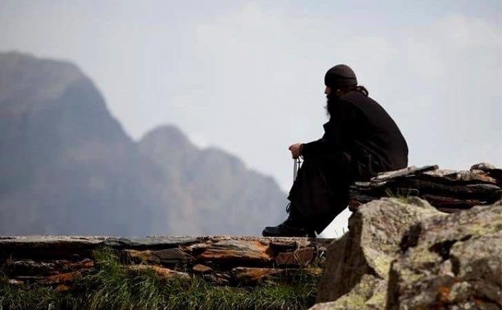 Părinte, vor putea impune pecetluirea cu sila? Răspuns: Dacă fiecare se va îngriji să trăiască de pe acum în acest mod...