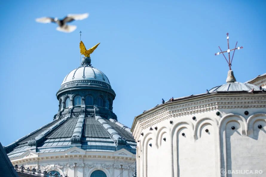 Florii și Paști 2026. Informații utile de la Patriarhia Română privind săvârșirea slujbelor liturgice dedicate Sărbătorii Învierii Domnului și desfășurarea Procesiunii de Florii